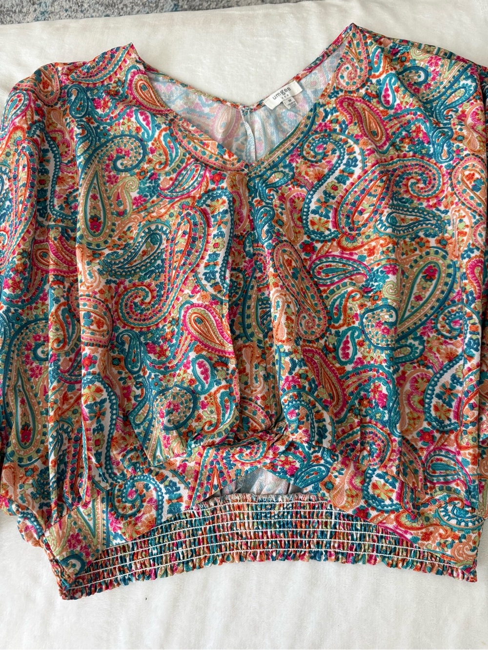 Umgee paisley-print top V-neckline smocked elastic hem Sz Medium D86